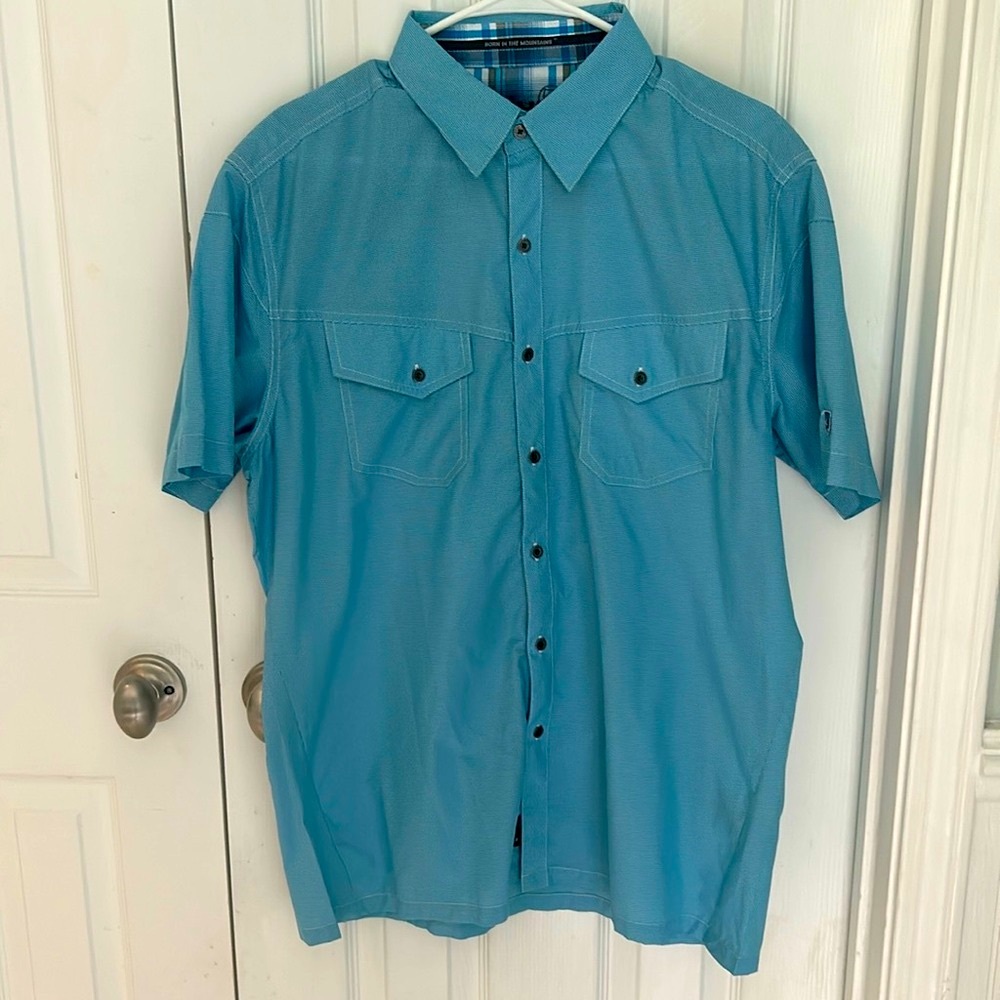 Kuhl mens button down blue short sleeve shirt
